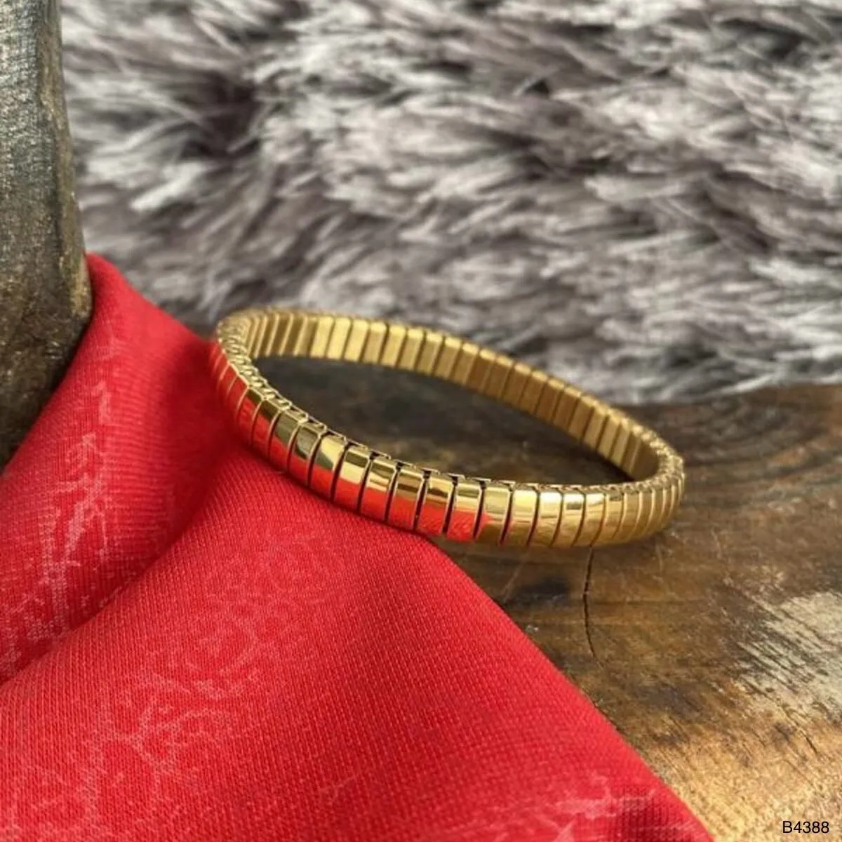 18K Gold Flexible Anti-Tarnish Stackable Bracelet for Women