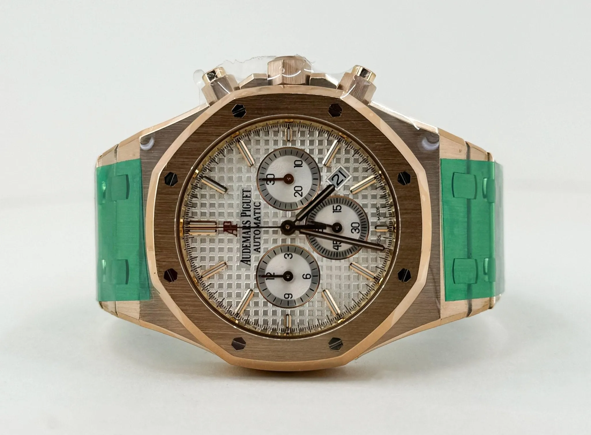 **Audemars Piguet Royal Oak Chronograph 41mm Watch - Exquisite Silver Dial - Model 26320OR.OO.1220OR.02**