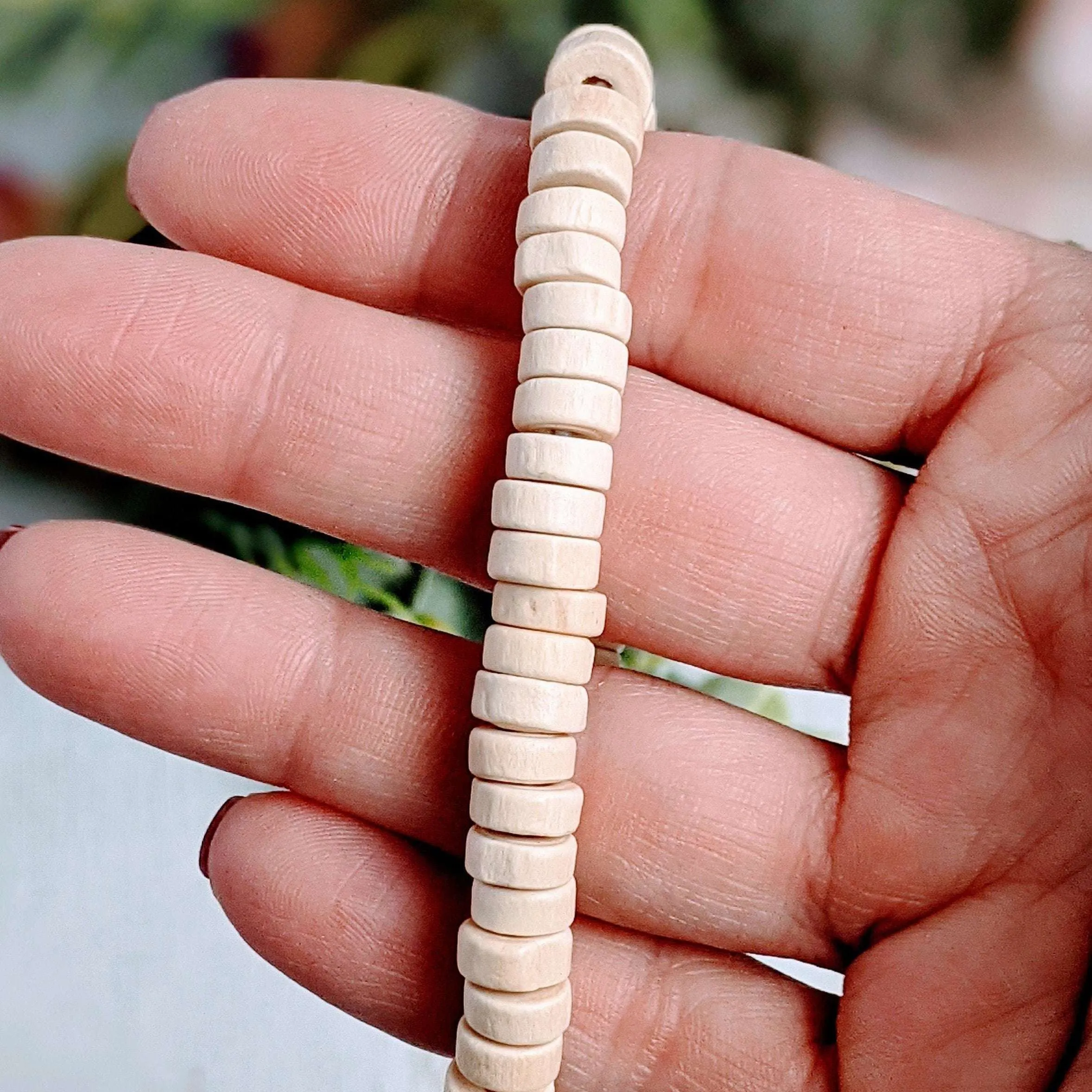 Ivory Heishi Wood Bead Stretch bracelet - Unisex