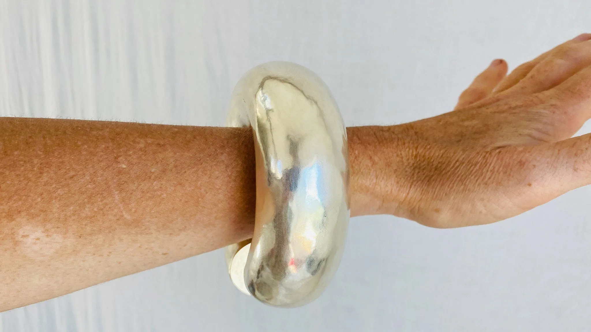Karen Hill Tribe Sterling Silver SINGLE Bangle. Chunky. Gorgeous 7000