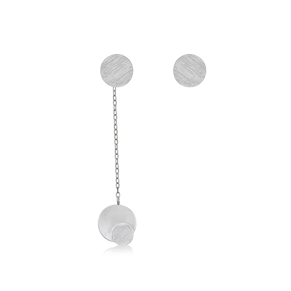 Natalie Wong- Circular Shapes Earrings with Hand Engraving